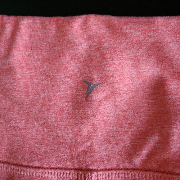 Old Navy CoreCoze High-Waisted Crop Leggings - Picture 9 of 9